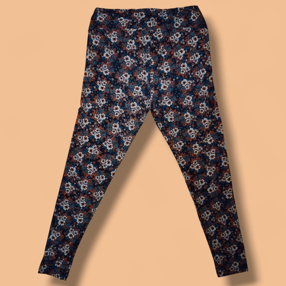 LuLaRoe | Women's Multicolor Floral Stretch Pull-On Leggings | Tall & Curvy |